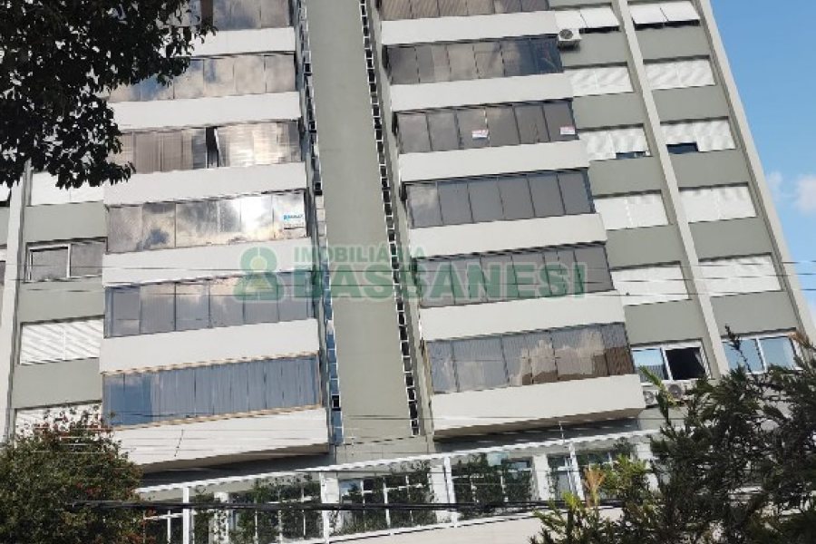 Apartamento com 156m², 3 dormitórios, 1 vaga, no bairro Lourdes em Caxias do Sul para Comprar