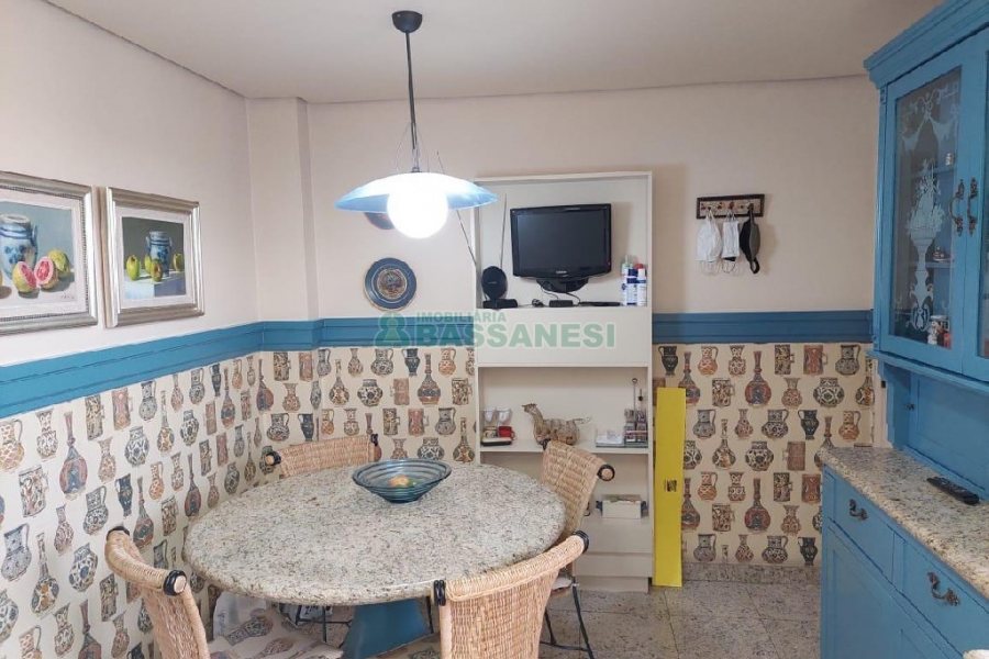 Apto/Cobertura com 317m², 4 dormitórios, 6 vagas, no bairro Madureira em Caxias do Sul para Comprar