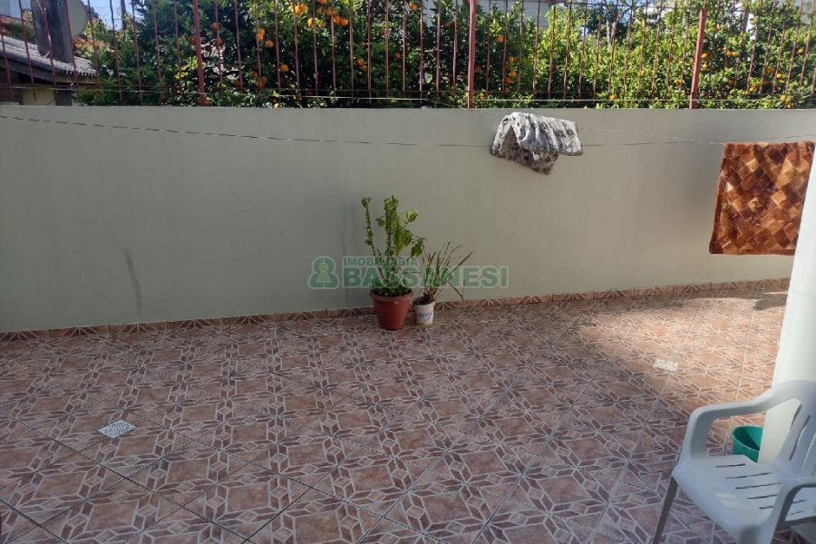 Apartamento com 95m², 2 dormitórios, 1 vaga, no bairro Madureira em Caxias do Sul para Comprar