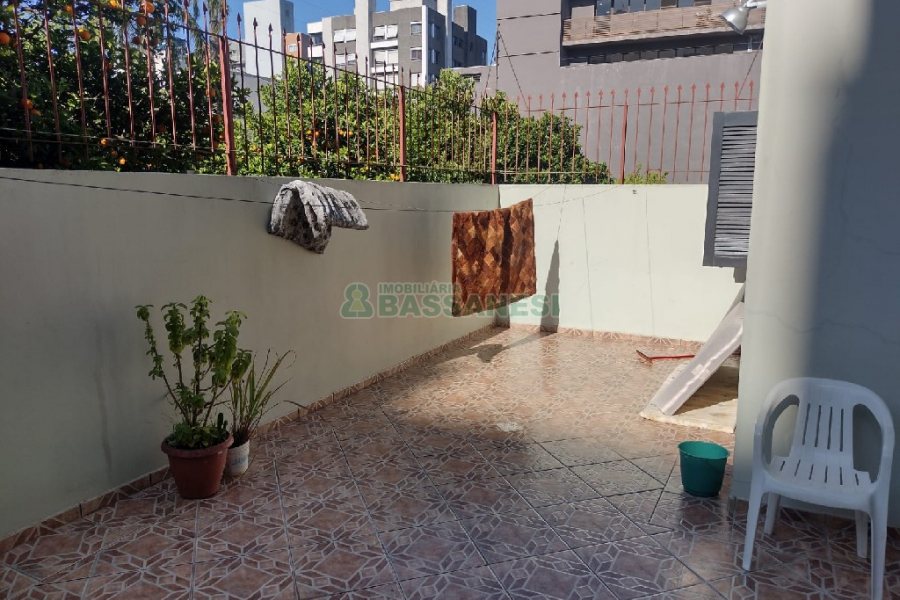 Apartamento com 95m², 2 dormitórios, 1 vaga, no bairro Madureira em Caxias do Sul para Comprar