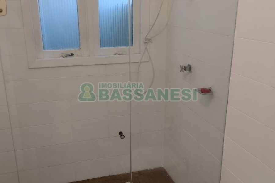 Apartamento com 95m², 2 dormitórios, 1 vaga, no bairro Madureira em Caxias do Sul para Comprar