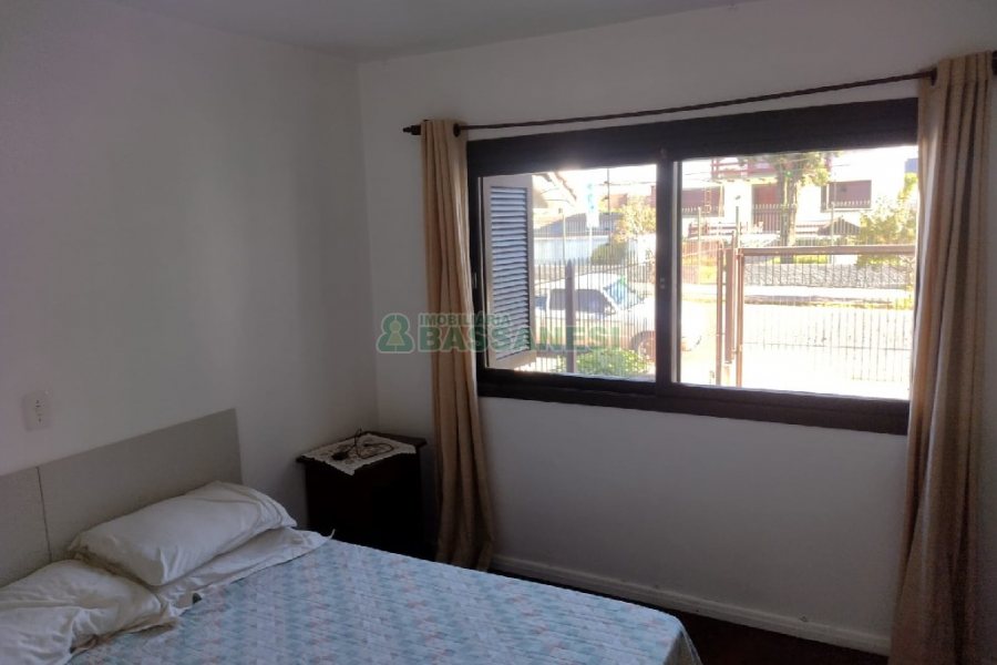 Apartamento com 95m², 2 dormitórios, 1 vaga, no bairro Madureira em Caxias do Sul para Comprar