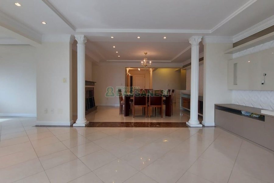 Apto Mobiliado com 187m², 3 dormitórios, 2 vagas, no bairro Lourdes em Caxias do Sul para Comprar