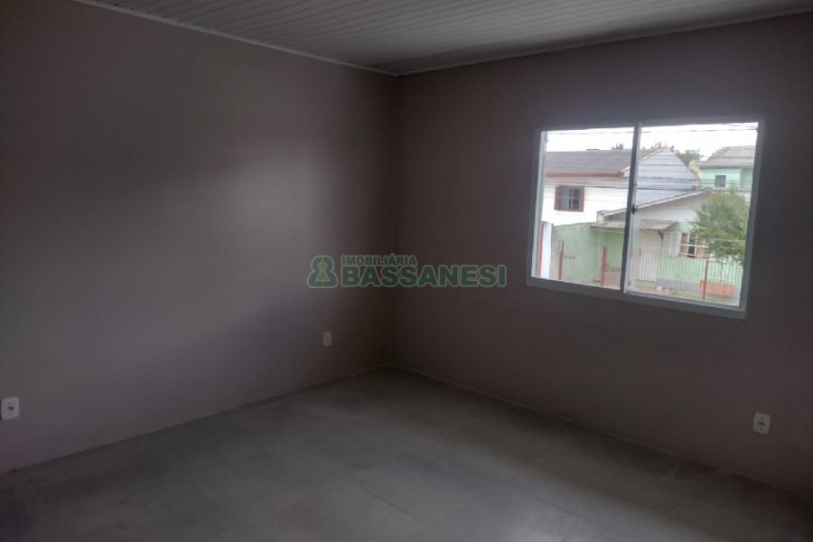 Casa com 300m², 5 dormitórios, 4 vagas, no bairro Nossa Senhora de Fátima em Caxias do Sul para Comprar