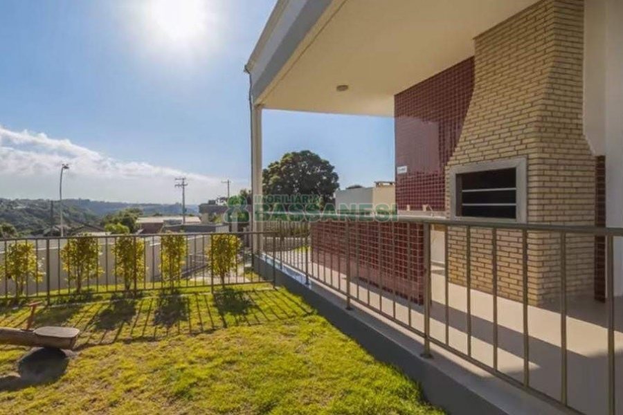 Apartamento com 40m², 2 dormitórios, 1 vaga, no bairro Bela Vista em Caxias do Sul para Alugar