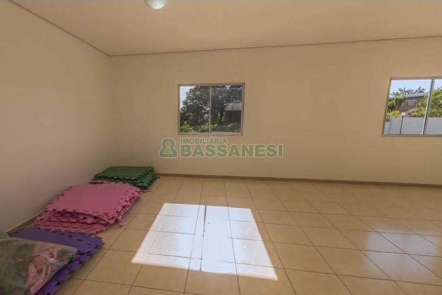 Apartamento com 40m², 2 dormitórios, 1 vaga, no bairro Bela Vista em Caxias do Sul para Alugar