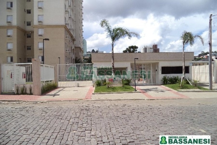 Apartamento com 65m², 3 dormitórios, 1 vaga, no bairro Lourdes em Caxias do Sul para Comprar
