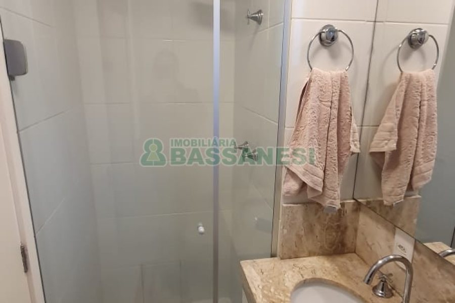 Apartamento com 65m², 3 dormitórios, 1 vaga, no bairro Lourdes em Caxias do Sul para Comprar