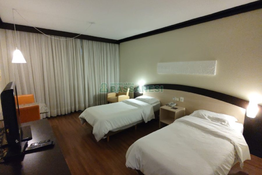 Apartamento com 27m², 1 dormitório, no bairro Centro em Caxias do Sul para Comprar