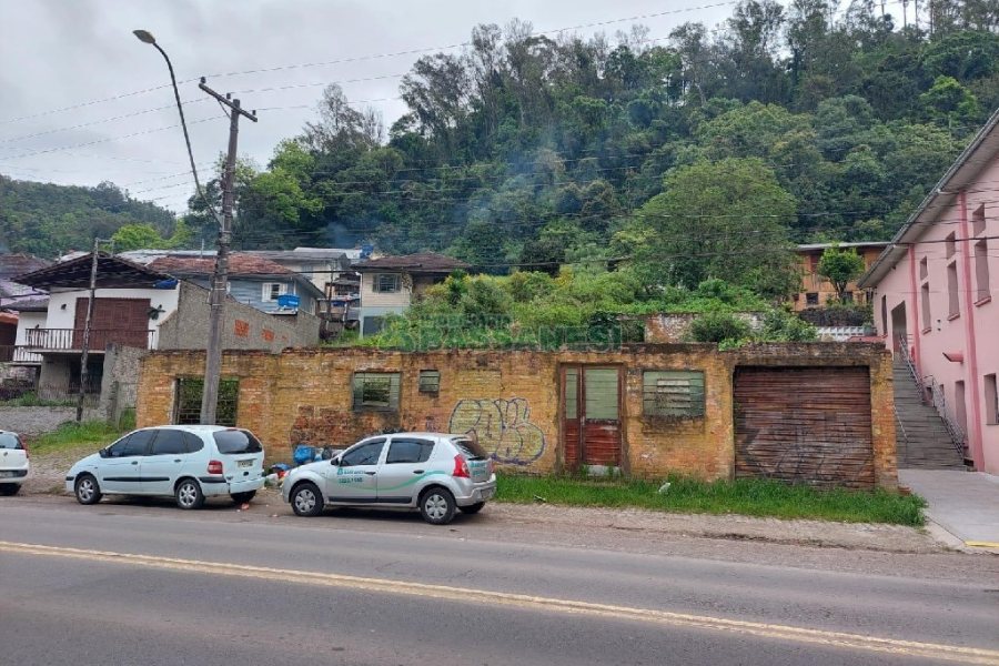 Terreno com 800m², no bairro Galópolis em Caxias do Sul para Alugar