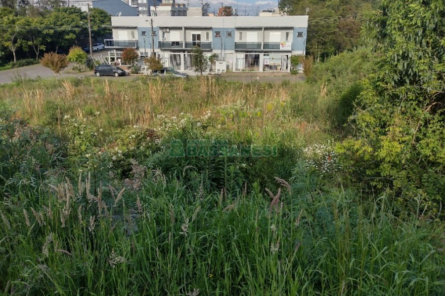 Terreno com 375m², no bairro Nossa Senhora da Saúde em Caxias do Sul para Comprar