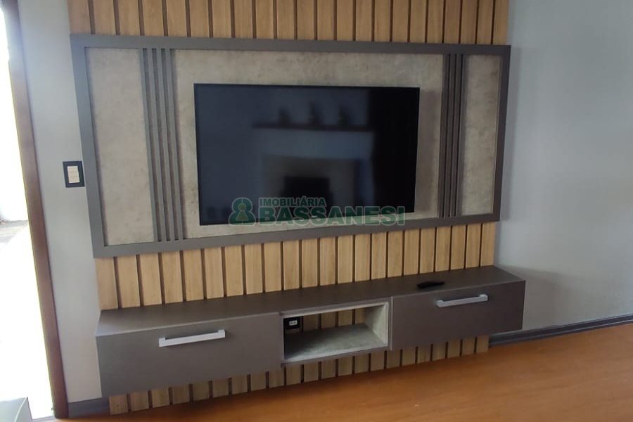 Sobrado com 257m², 4 dormitórios, 3 vagas, no bairro Colina Sorriso em Caxias do Sul para Comprar