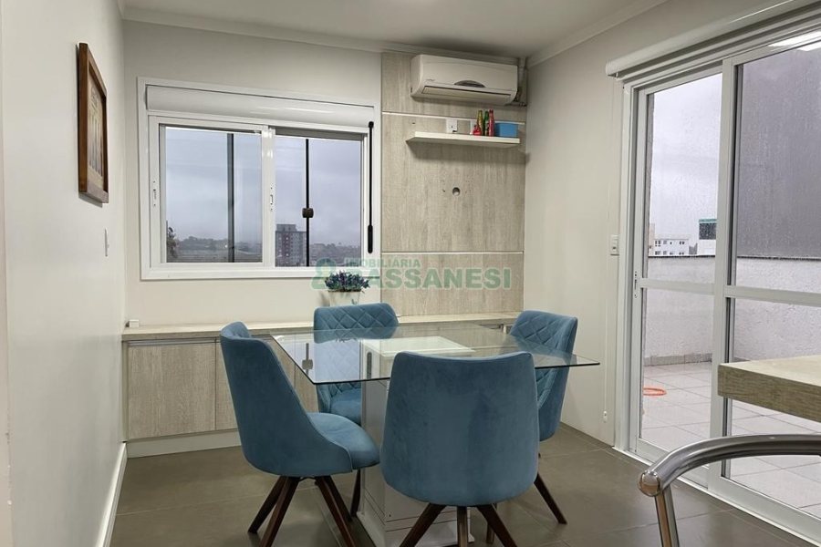 Apartamento com 106m², 2 dormitórios, 2 vagas, no bairro Morada dos Alpes em Caxias do Sul para Comprar