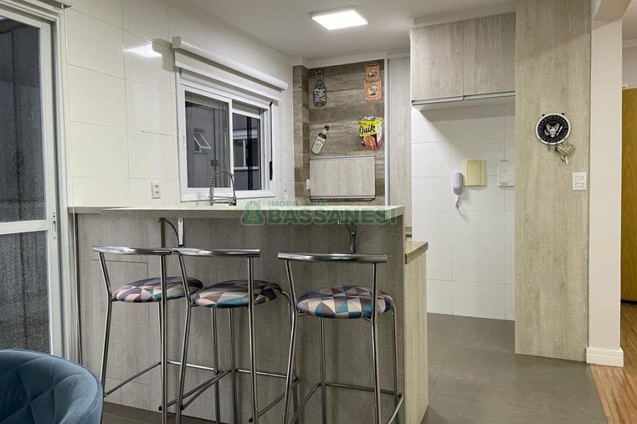 Apartamento com 106m², 2 dormitórios, 2 vagas, no bairro Morada dos Alpes em Caxias do Sul para Comprar