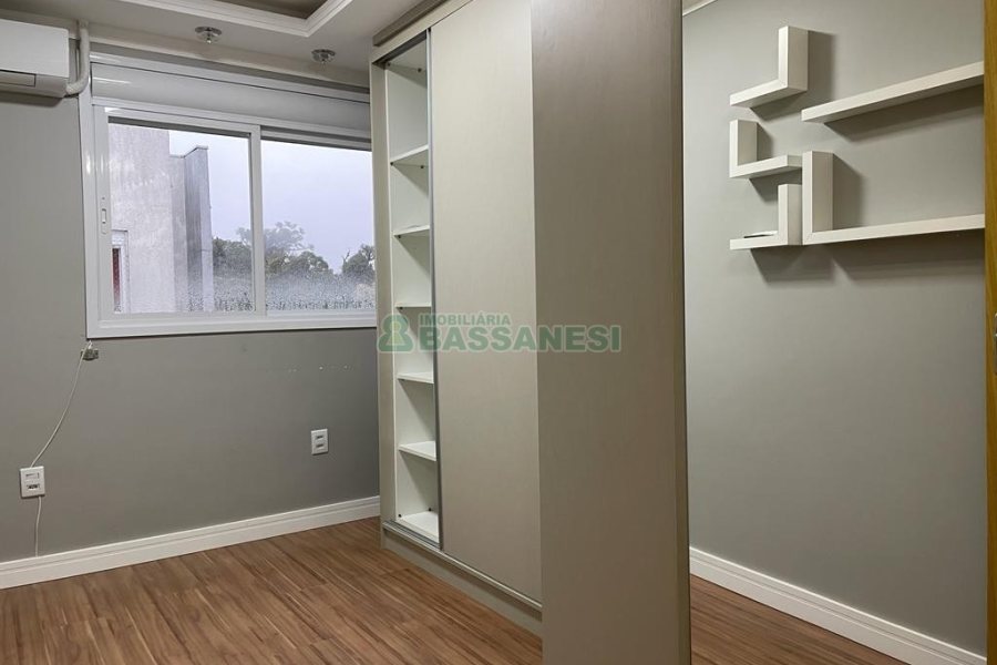 Apartamento com 106m², 2 dormitórios, 2 vagas, no bairro Morada dos Alpes em Caxias do Sul para Comprar