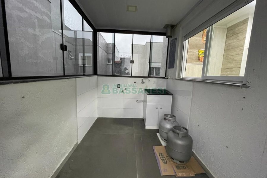 Apartamento com 106m², 2 dormitórios, 2 vagas, no bairro Morada dos Alpes em Caxias do Sul para Comprar
