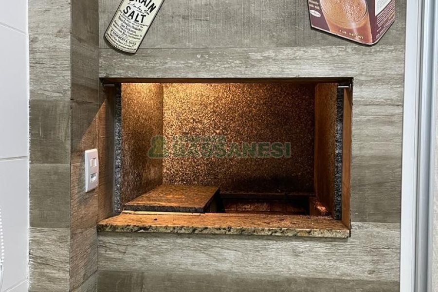 Apartamento com 106m², 2 dormitórios, 2 vagas, no bairro Morada dos Alpes em Caxias do Sul para Comprar