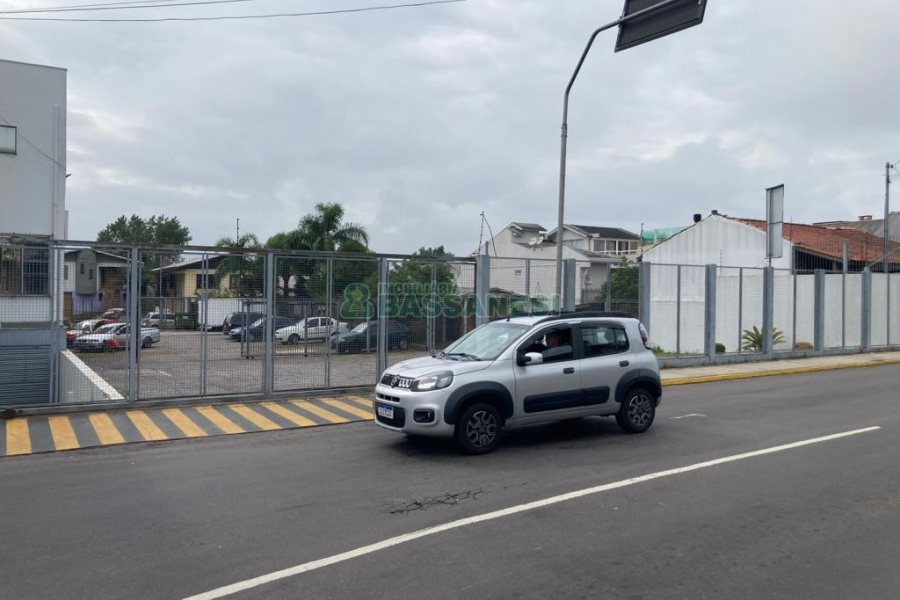 Terreno com 320m², no bairro Kayser em Caxias do Sul para Alugar