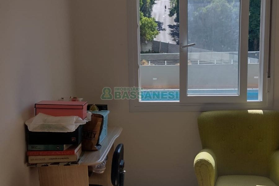 Apartamento com 85m², 3 dormitórios, 2 vagas, no bairro Centro em Caxias do Sul para Comprar