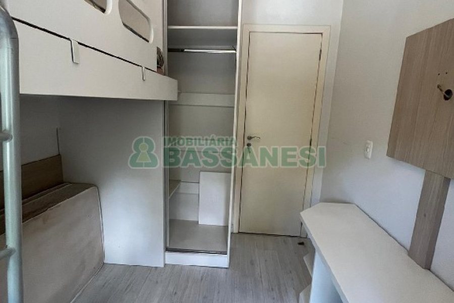 Apto Mobiliado com 62m², 2 dormitórios, 1 vaga, no bairro Marechal Floriano em Caxias do Sul para Alugar