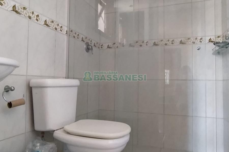 Casa com 141m², 3 dormitórios, 3 vagas, no bairro Sagrada Família em Caxias do Sul para Comprar