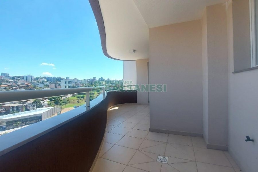 Apartamento com 110m², 2 dormitórios, 1 vaga, no bairro São Leopoldo em Caxias do Sul para Alugar