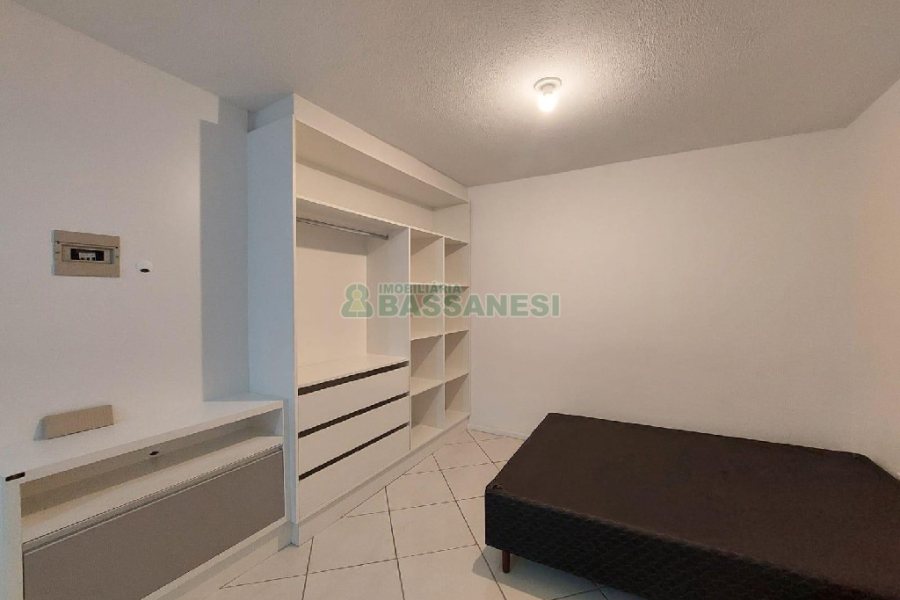 Apartamento com 30m², 1 dormitório, no bairro Presidente Vargas em Caxias do Sul para Alugar