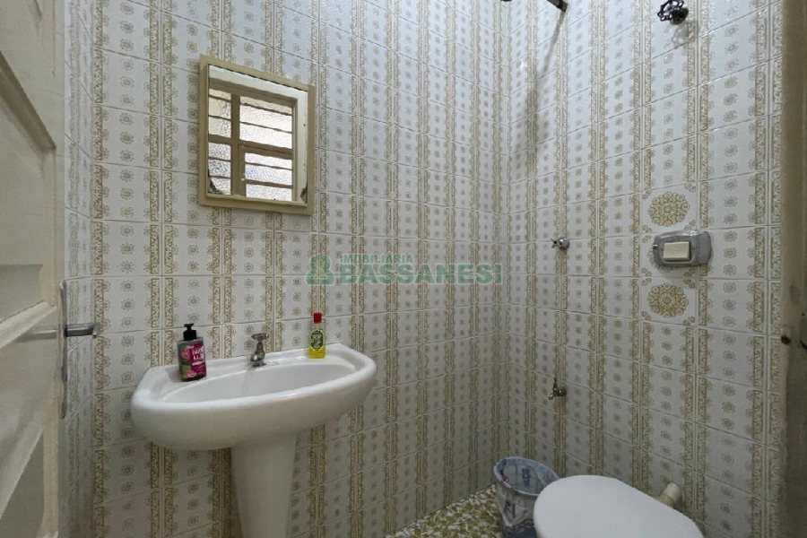 Casa com 180m², 3 dormitórios, no bairro São Pelegrino em Caxias do Sul para Alugar