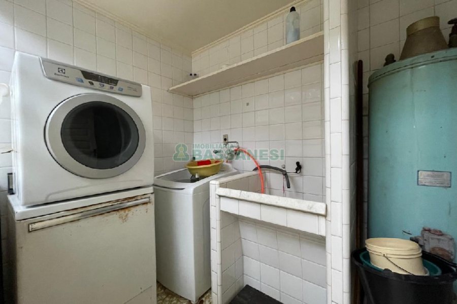 Casa com 180m², 3 dormitórios, no bairro São Pelegrino em Caxias do Sul para Alugar