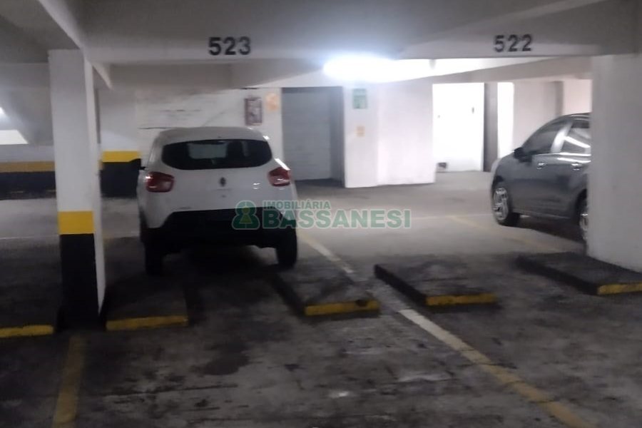 Box com 12m², no bairro Centro em Caxias do Sul para Comprar