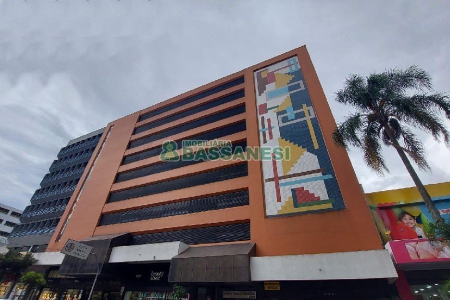 Box com 12m², no bairro Centro em Caxias do Sul para Alugar ou Comprar