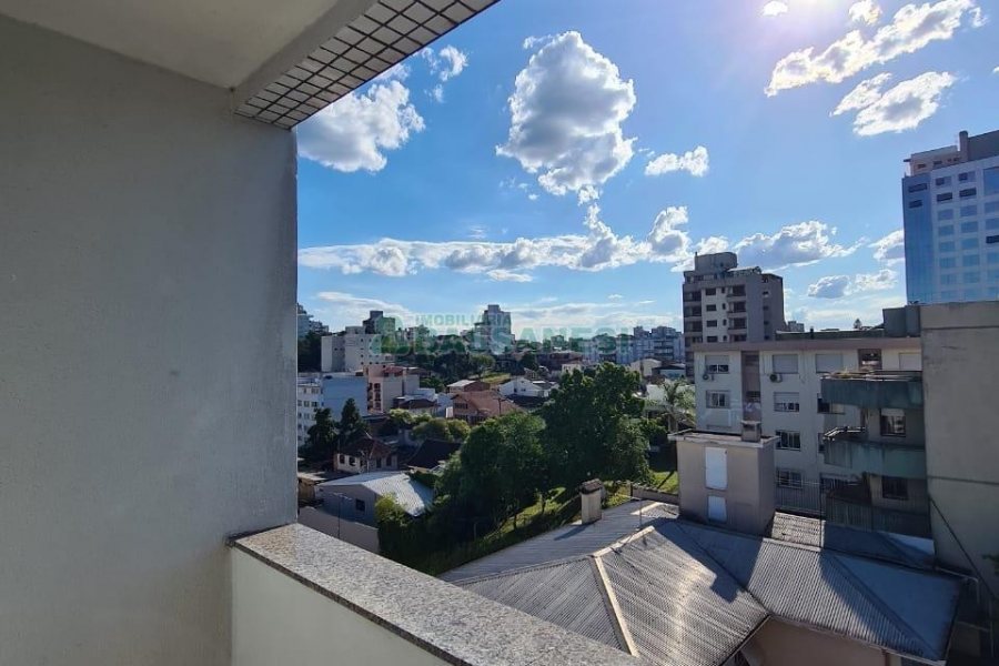Kitinete com 30m², 1 dormitório, no bairro Centro em Caxias do Sul para Alugar