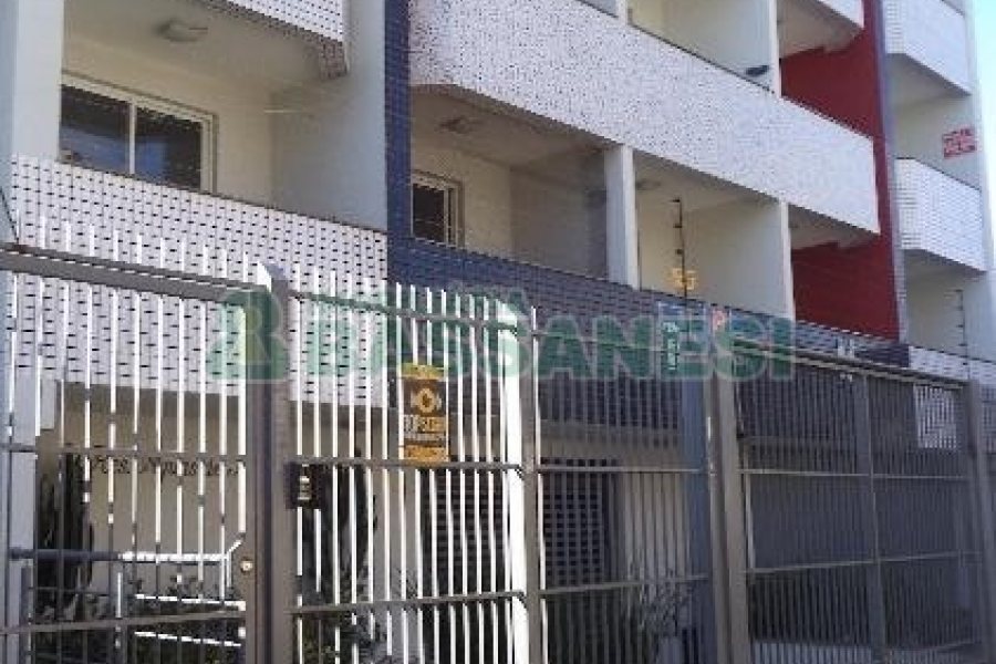 Kitinete com 30m², 1 dormitório, no bairro Centro em Caxias do Sul para Alugar