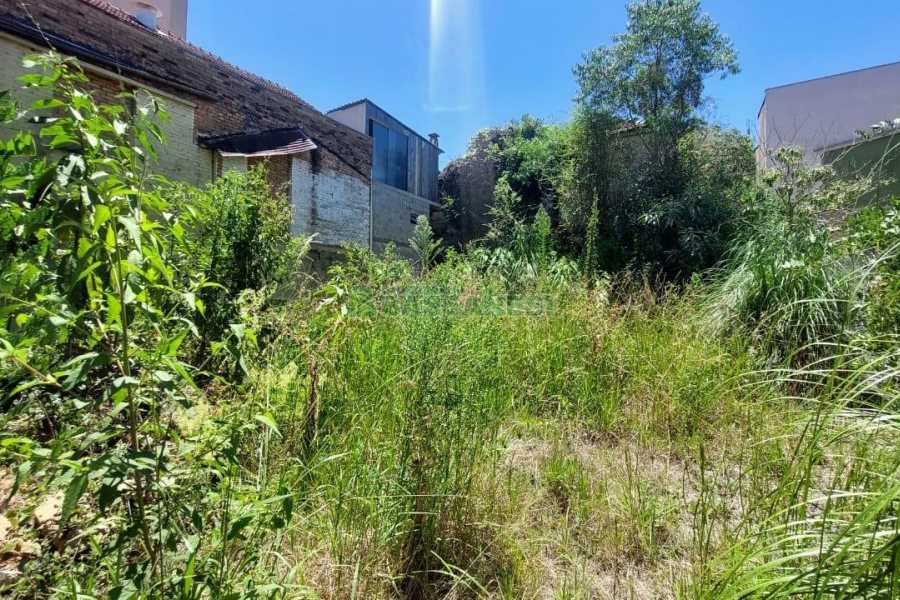 Terreno com 150m², no bairro São Pelegrino em Caxias do Sul para Alugar