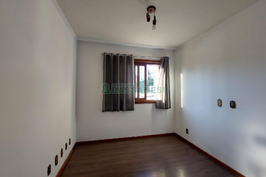 Apto Mobiliado com 97m², 3 dormitórios, 2 vagas, no bairro Bela Vista em Caxias do Sul para Alugar