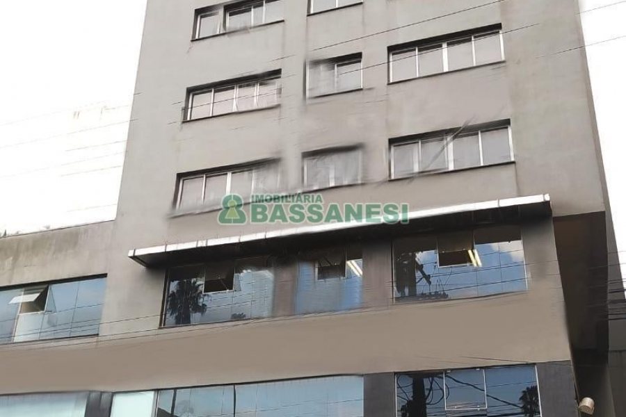 Apartamento com 38m², 1 dormitório, no bairro Centro em Caxias do Sul para Alugar