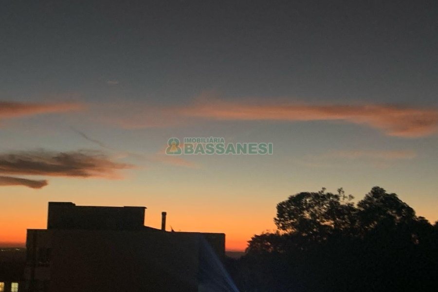 Apartamento com 173m², 3 dormitórios, 3 vagas, no bairro Vinhedos em Caxias do Sul para Comprar