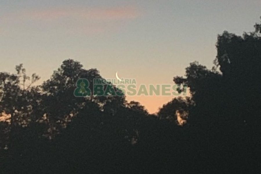 Apartamento com 173m², 3 dormitórios, 3 vagas, no bairro Vinhedos em Caxias do Sul para Comprar