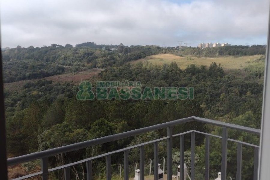 Apartamento com 52m², 2 dormitórios, 1 vaga, no bairro Belo Horizonte em Caxias do Sul para Alugar