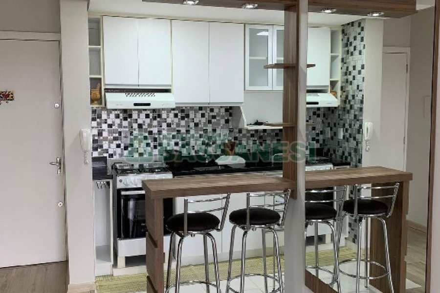 Apto Mobiliado com 56m², 2 dormitórios, 1 vaga, no bairro Cinqüentenário em Caxias do Sul para Alugar