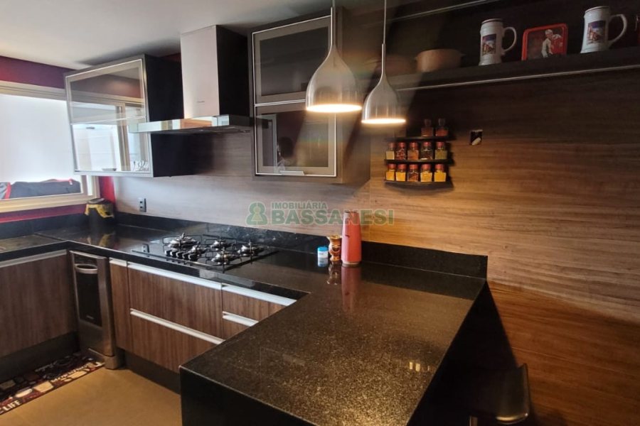 Apartamento com 145m², 3 dormitórios, 2 vagas, no bairro Villagio Iguatemi em Caxias do Sul para Comprar
