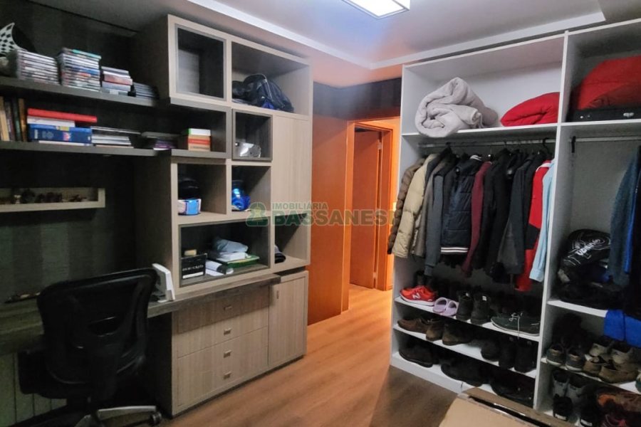 Apartamento com 145m², 3 dormitórios, 2 vagas, no bairro Villagio Iguatemi em Caxias do Sul para Comprar