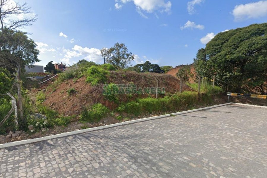 Terreno com 1320m², no bairro Santa Catarina em Caxias do Sul para Comprar