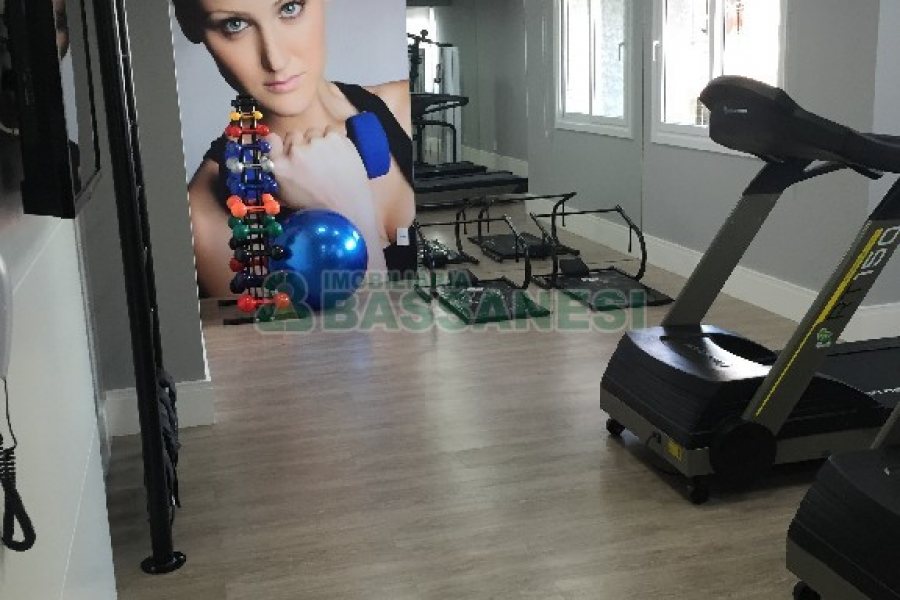 Apartamento com 206m², 3 dormitórios, 4 vagas, no bairro Panazzolo em Caxias do Sul para Comprar