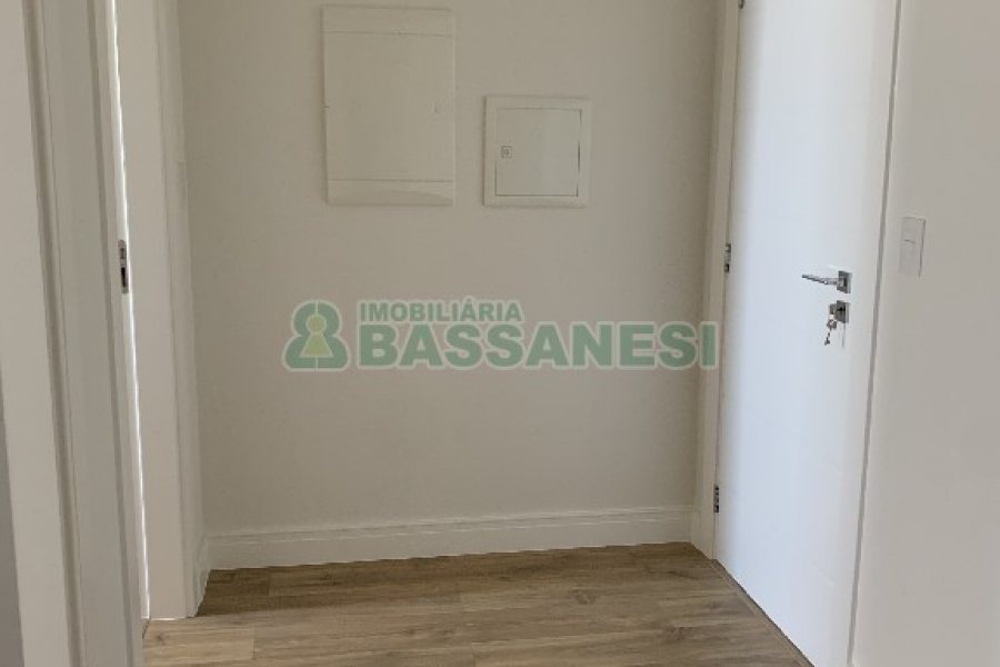 Apartamento com 206m², 3 dormitórios, 4 vagas, no bairro Panazzolo em Caxias do Sul para Comprar