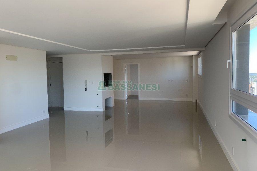 Apartamento com 206m², 3 dormitórios, 4 vagas, no bairro Panazzolo em Caxias do Sul para Comprar