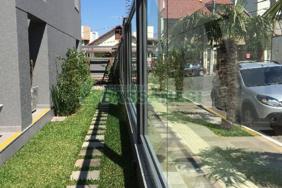 Apartamento com 206m², 3 dormitórios, 4 vagas, no bairro Panazzolo em Caxias do Sul para Comprar