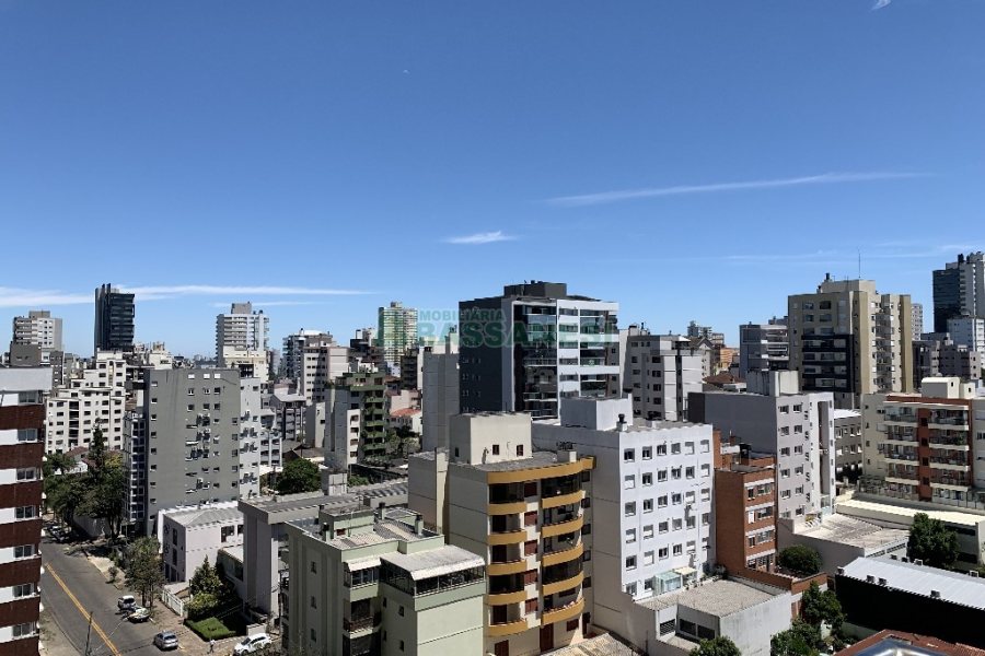 Apartamento com 206m², 3 dormitórios, 4 vagas, no bairro Panazzolo em Caxias do Sul para Comprar