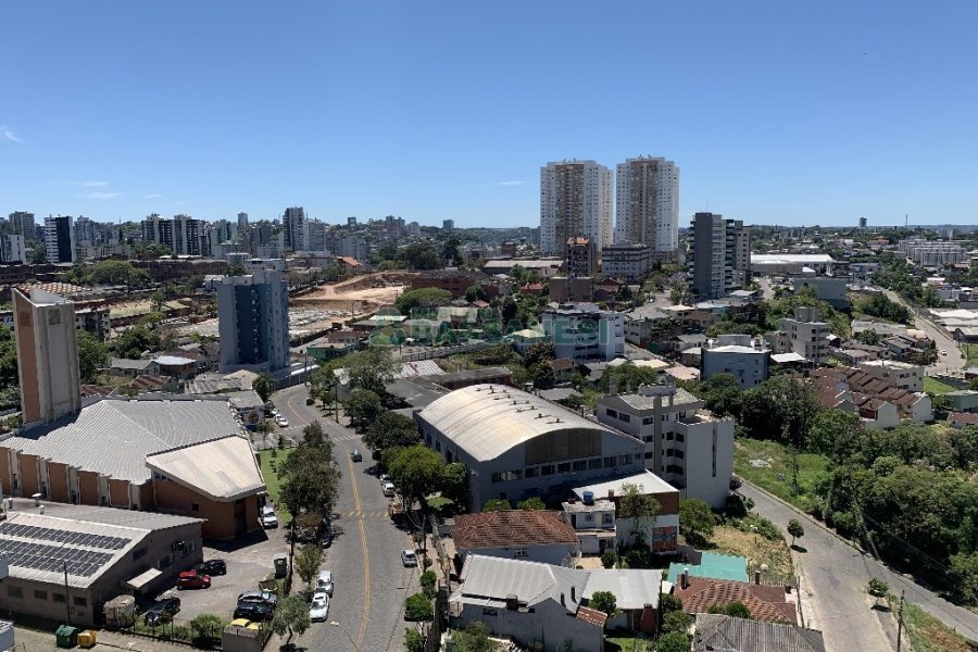 Apartamento com 206m², 3 dormitórios, 4 vagas, no bairro Panazzolo em Caxias do Sul para Comprar
