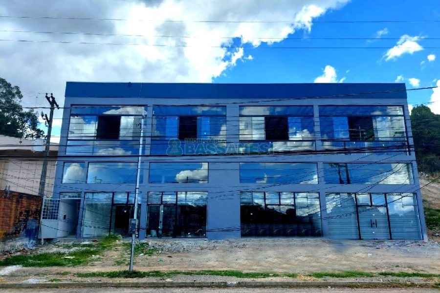 Sala com 430m², no bairro Esplanada em Caxias do Sul para Alugar